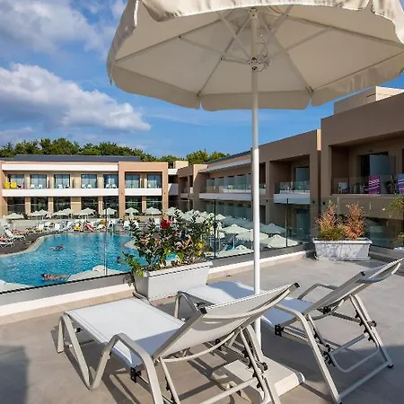 White Olive Elite Hotel 5*
